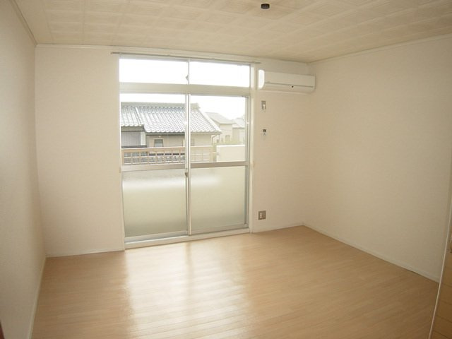 タウニー緑ケ丘の内装|洋室