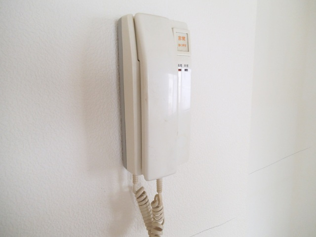 カーサフィオーレのセキュリティ|ドアホン完備しております♪