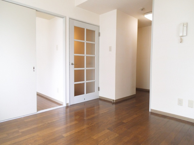 カーサフィオーレの居間・リビング|8帖のLDKスペース☆