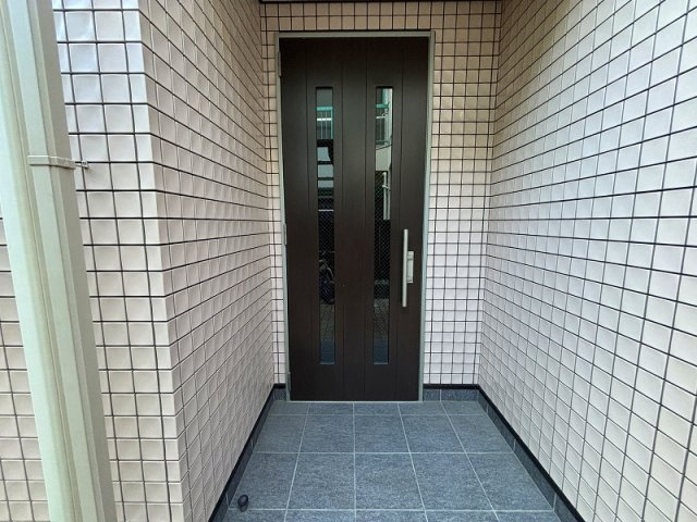 Vieuno TN ビューノティーエヌのエントランス