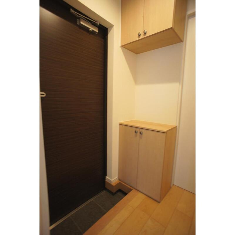 Vieuno TN ビューノティーエヌの玄関