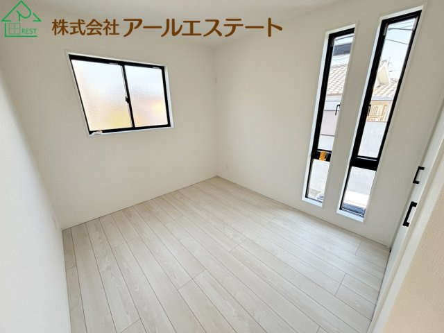 加古川市加古川町本町2期　JR「加古川駅」徒歩14分の子供部屋