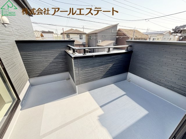 加古川市加古川町本町2期　JR「加古川駅」徒歩14分のバルコニー
