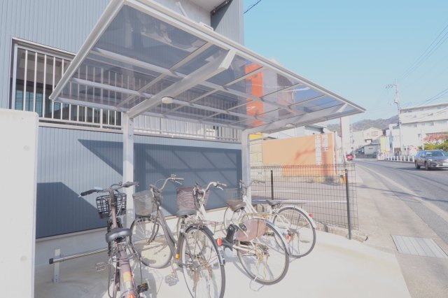 est 上安のその他