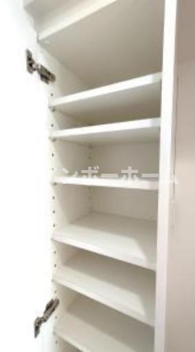 アリビオ八千代台西の玄関