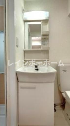 アリビオ八千代台西の独立洗面台