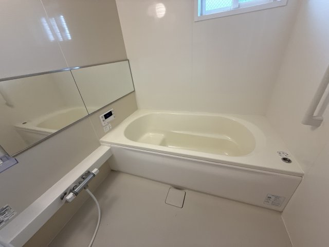 アクタス五軒屋の浴室