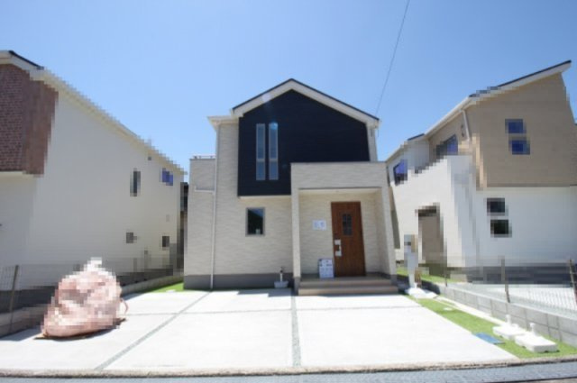 介良乙　新築戸建　2号棟【太陽光発電システム】（全3区画）　の外観