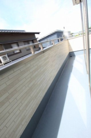 介良乙　新築戸建　2号棟【太陽光発電システム】（全3区画）　のバルコニー|2F　南の部屋　5.25帖