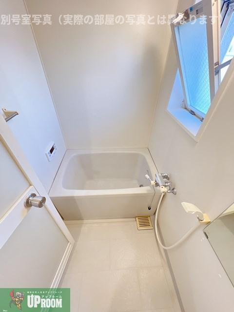 クレール参番館の浴室