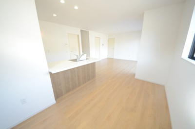 【居間・リビング】 | 上賀茂本山1期11号地