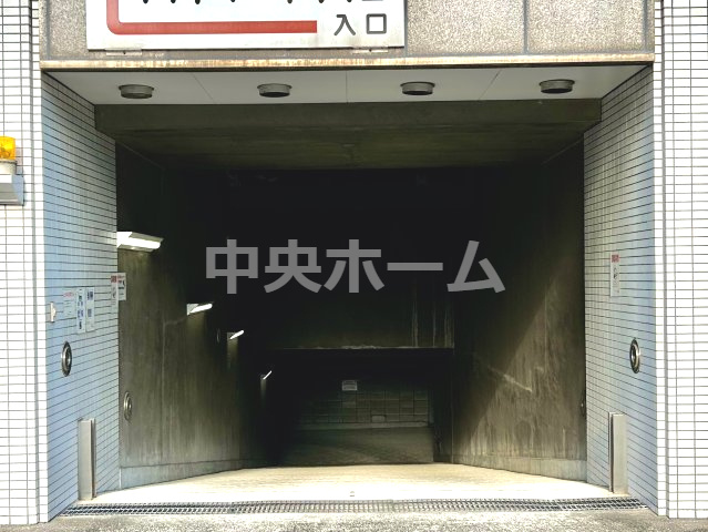 ハイマート入谷の駐車場|【敷地内駐車場】最新の空き状況や費用などの詳細は担当スタッフまでお問い合わせください。