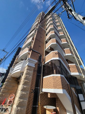 LUXENA　KADOMAの外観