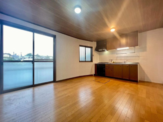 【居間・リビング】 | 西宮市　上ケ原五番町　中古テラス