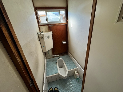 ともえ荘の玄関