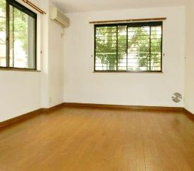 【居間・リビング】 | コーポワセダ | ゆったりとした居間です