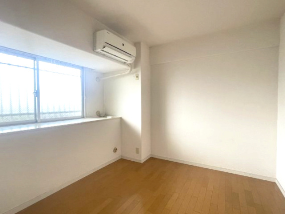 レークパレス大津堅田6階の洋室