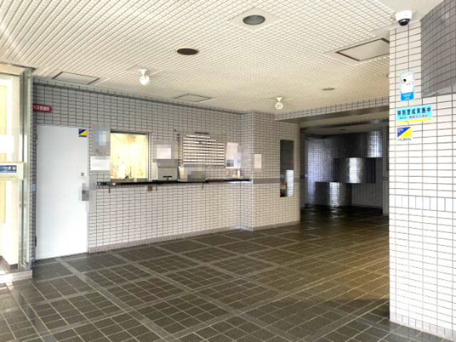 レークパレス大津堅田6階のロビー