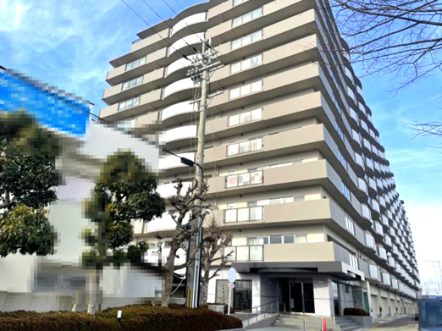 レークパレス大津堅田6階の外観