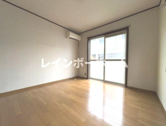 ハウスオブバランス　の居間・リビング|※別部屋参考写真です。