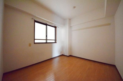 【寝室】 | 小宮ビル | 寝室にいかがでしょうか