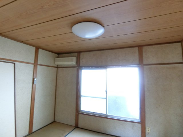 入野町16410-9戸建（倉庫）の和室