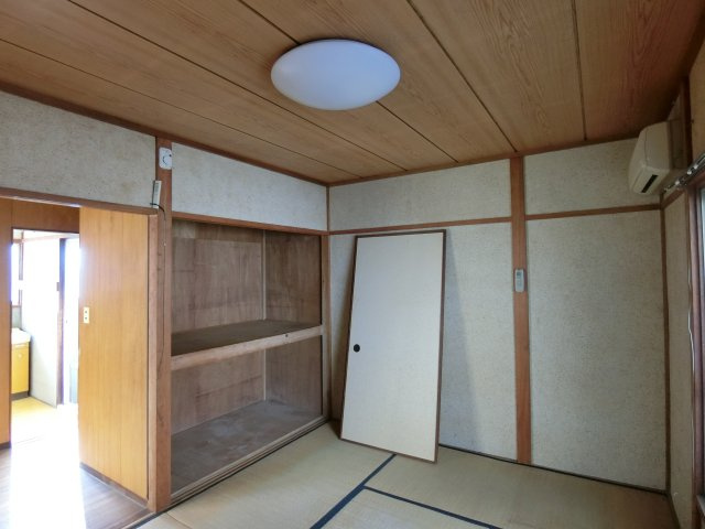 入野町16410-9戸建（倉庫）の和室