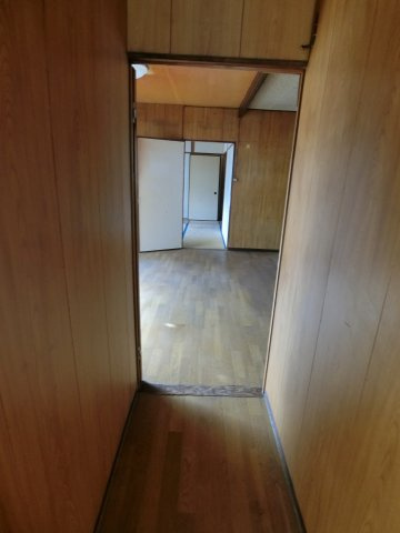 入野町16410-9戸建（倉庫）の居間・リビング