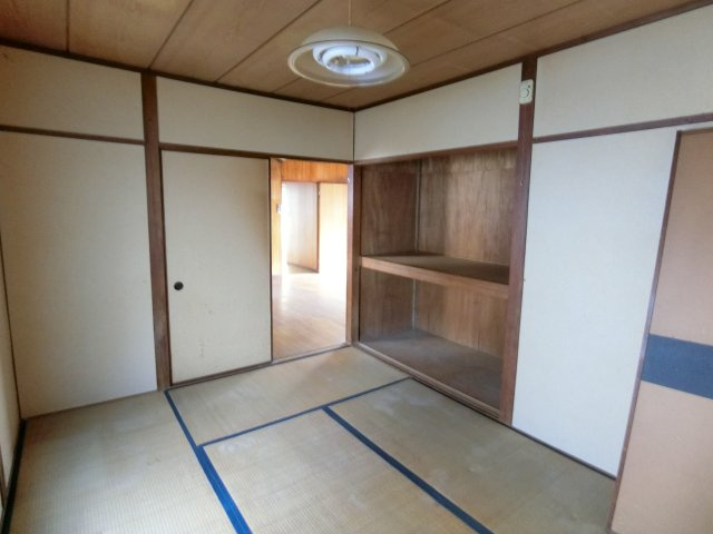 入野町16410-9戸建（倉庫）の和室