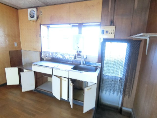 入野町16410-9戸建（倉庫）のキッチン