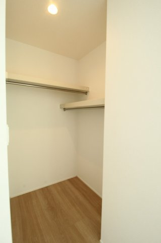介良乙　新築戸建　3号棟【太陽光発電システム】（全3区画）　の収納|2F　南西の部屋　6.75帖