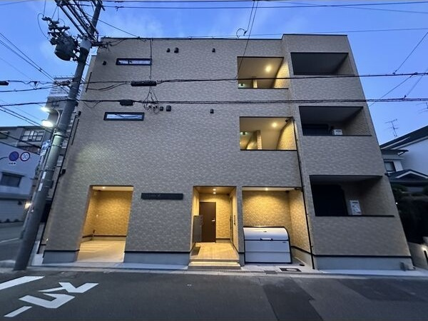 エスクード凪の外観