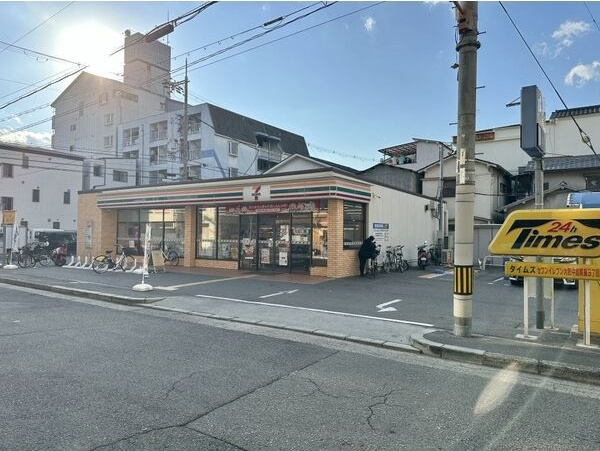 エスクード凪の周辺