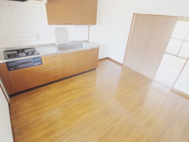 ビレッジ沖元屋の居間・リビング