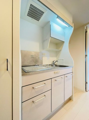 【キッチン】 | セレニテ心斎橋グランデ