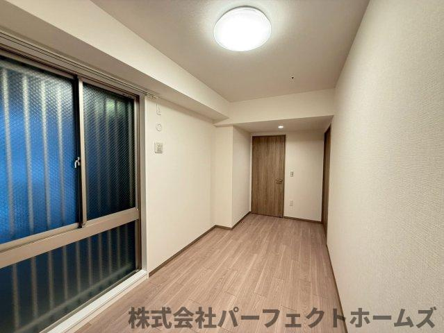 ロイヤルメドゥ香里園タワーの洋室|スタンダードな洋室です