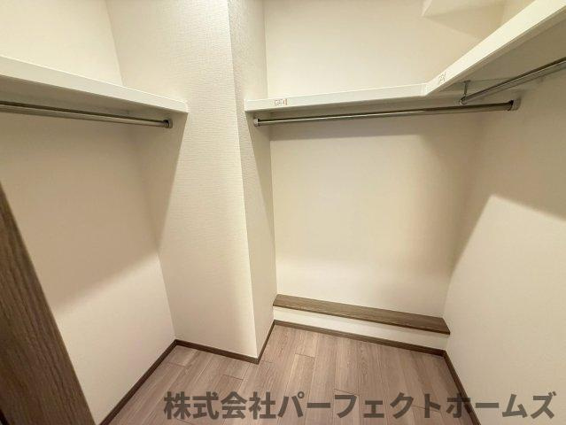 ロイヤルメドゥ香里園タワーの収納