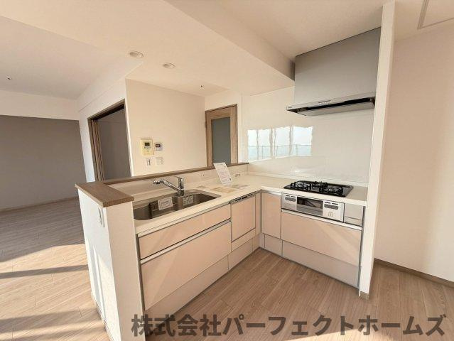 ロイヤルメドゥ香里園タワーのキッチン|使いやすいキッチンです