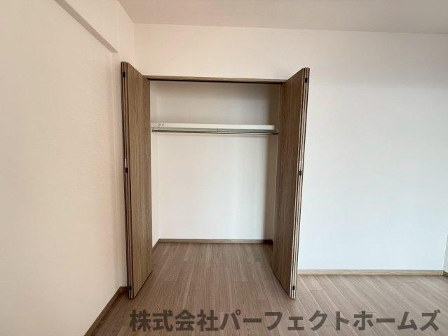 ロイヤルメドゥ香里園タワーの収納|こまごまとしたものを収納できそうですね