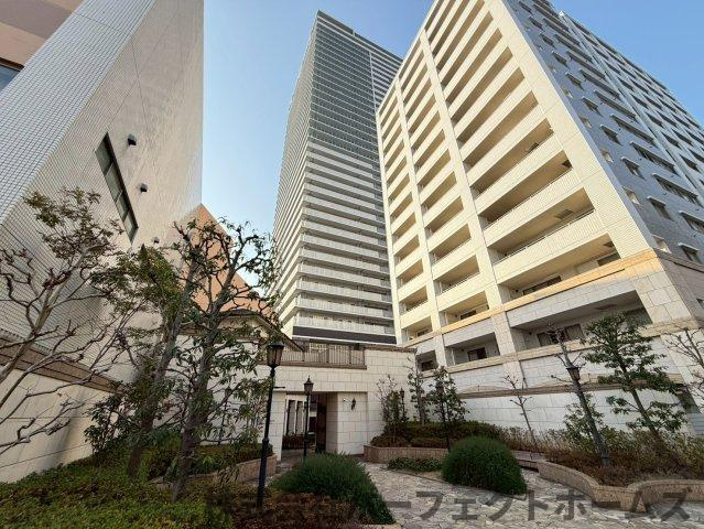 ロイヤルメドゥ香里園タワー