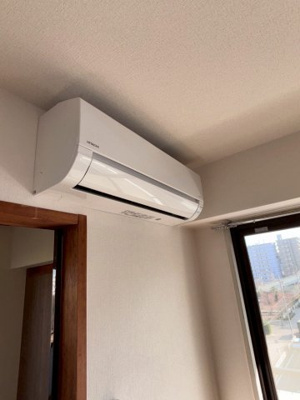 【設備】 | グランディシンヤ | グランディシンヤ　エアコン