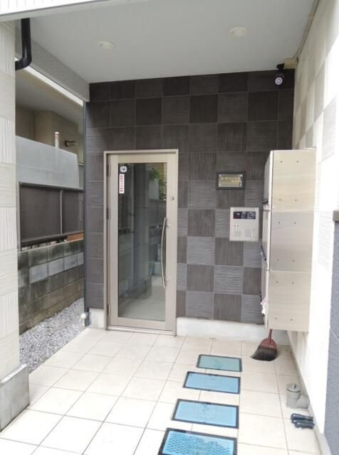 Ｂキャッスル東大宮のエントランス