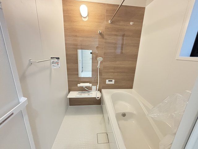 知立市八橋町的場126-1『仲介手数料無料』新築戸建ての浴室