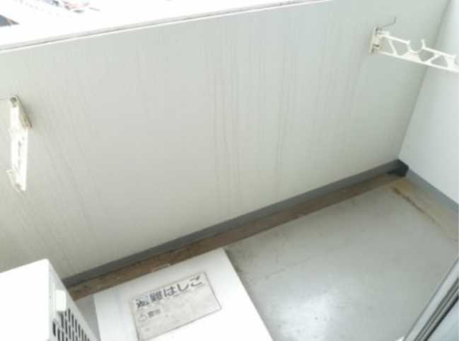 グランドメゾン三軒茶屋　分譲賃貸　宅配BOX　駅近のバルコニー