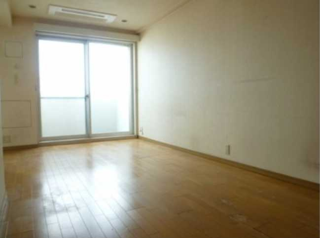 グランドメゾン三軒茶屋　分譲賃貸　宅配BOX　駅近の居間・リビング