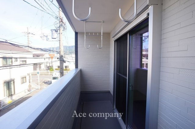 【バルコニー】 | 八尾市八尾木北5丁目 | バルコニーは2階と3階にあります☆こちらはキッチン背面、2階のバルコニーです☆
