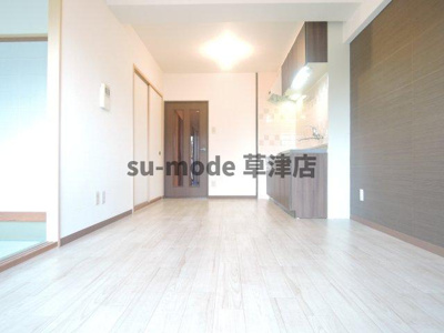 【居間・リビング】 | フォレスタ手原 | ゆったりとした居間です