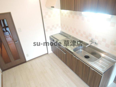 【キッチン】 | フォレスタ手原 | きれいなキッチンです