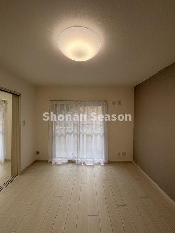 【居間・リビング】 | LED照明全居室新規取付され、新生活スタートもしやすいですね♪