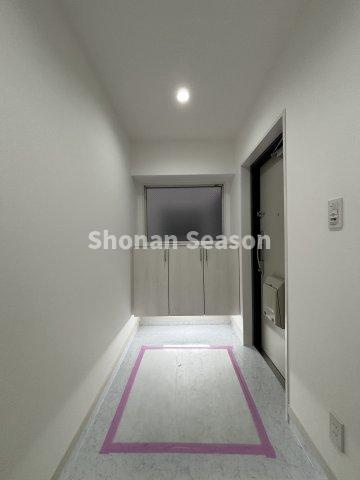 【玄関】 | シューズBOX完備で、お出迎えスペースがすっきり片付きます。